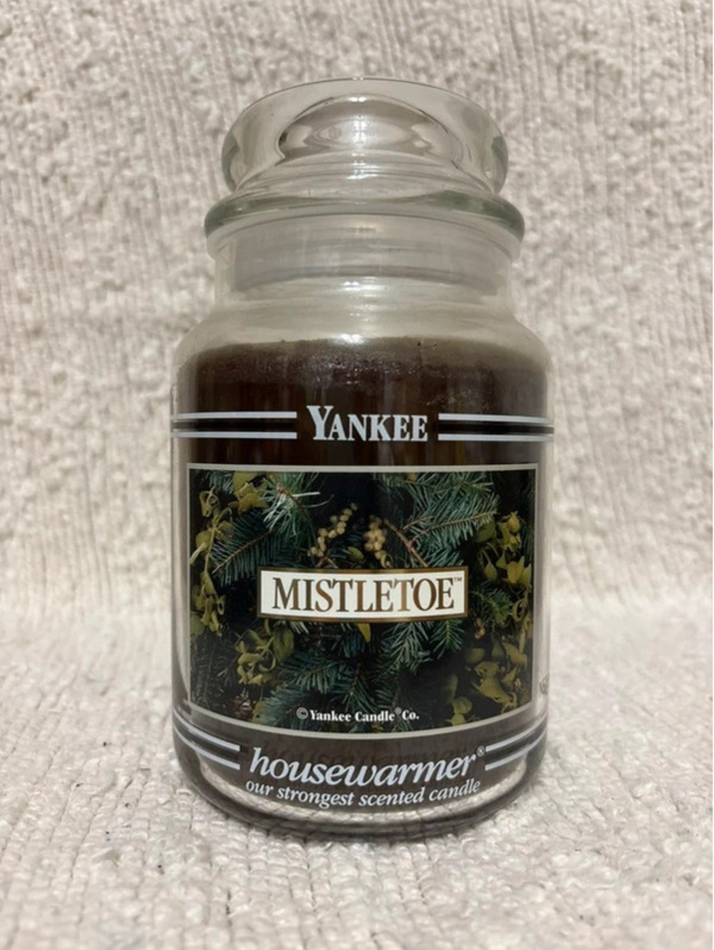 Yankee Candle Mistletoe Original Black Band Large 22 oz.